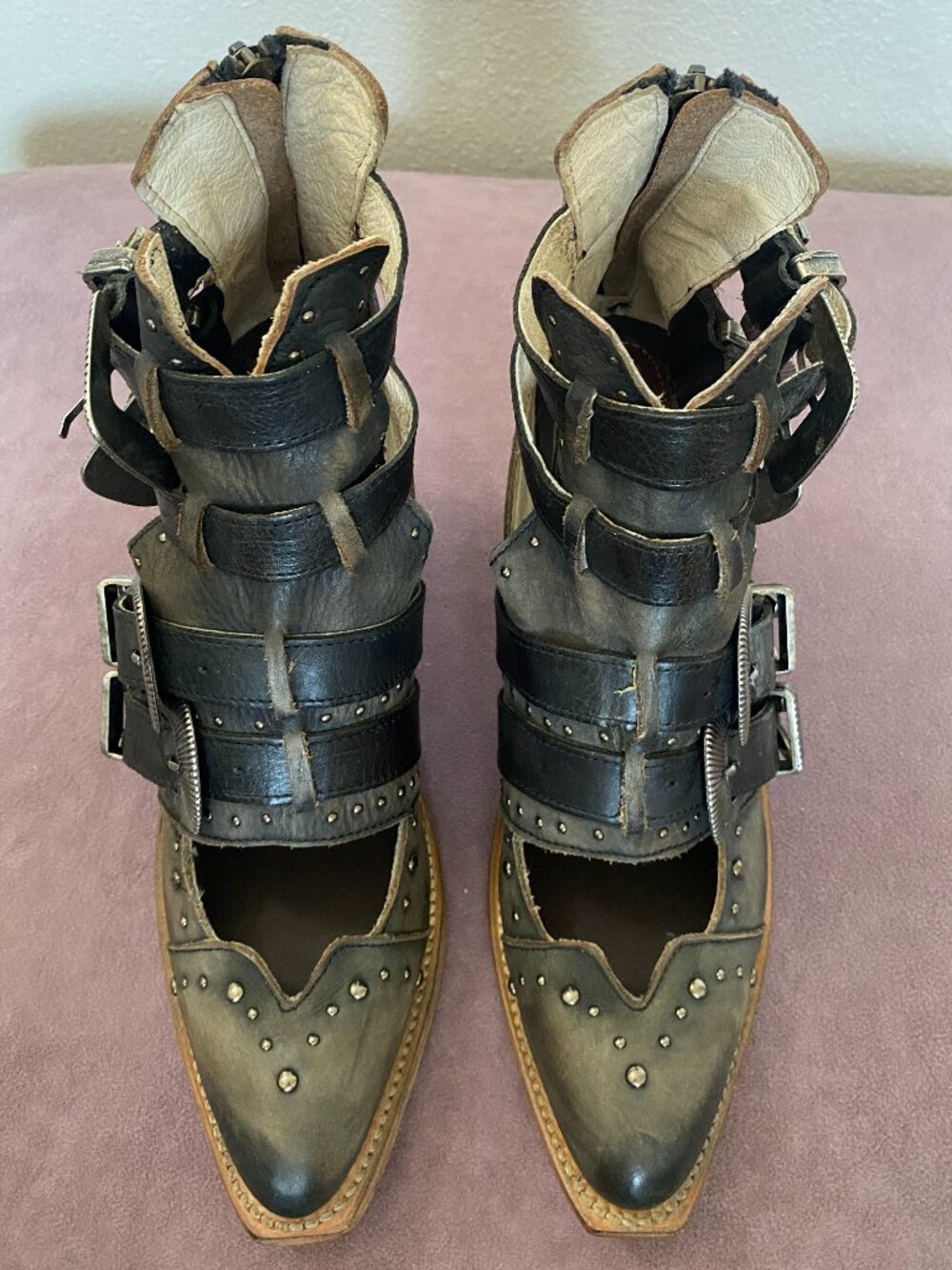 Freebird Judge Black (Gray) Distressed Ankle Bootie - Size 9 (Runs small) - Picture 4 of 9